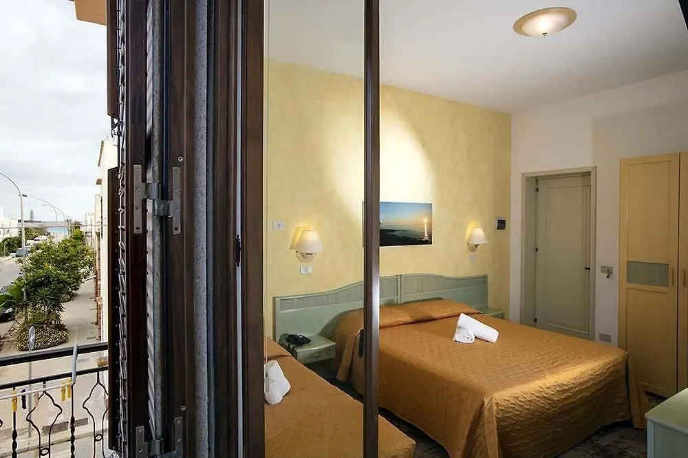 Agave Superior Rooms San Vito Lo Capo Bed & Breakfast